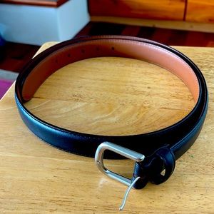LL Bean belt size 44 never worn